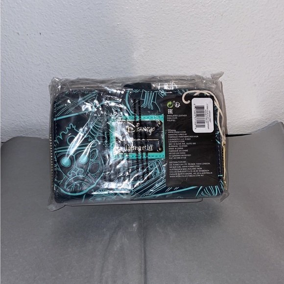 Loungefly Disney Atlantis 20th Anniversary Kida and Milo Wallet - Picture 8 of 9